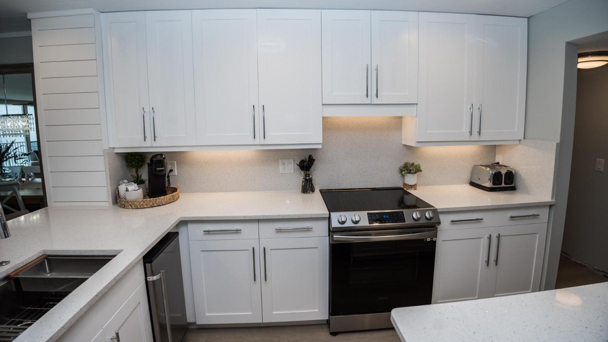 New Rental - 3Br 3Ba Corner Beachfront - 2024 Remodel - 3 Pools, Tiki Hut, Gym, Tennis 巴拿马城 外观 照片